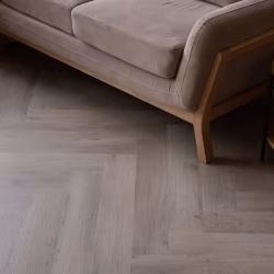 Кварцвиниловая плитка Vinilam клеевая Vinilpol Herringbone Glue Паркет Палладио 9944 венгерская елка 609,6×152,4×2,5