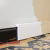 Плинтус под покраску Orac Decor Fundamentals SX171 2000×100×22 фото в интерьере