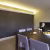 Потолочный плинтус под покраску Orac Decor Modern Rail C358 с подсветкой 2000×140×73 фото в интерьере
