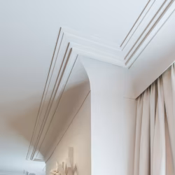 Потолочный плинтус под покраску Orac Decor Luxxus C355 2000×111×35