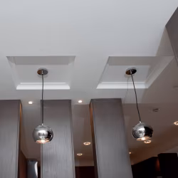Потолочный плинтус под покраску Orac Decor Axxent CX109 2000×44×44