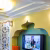 Потолочный плинтус под покраску Orac Decor Axxent CX133 2000×20×20 фото в интерьере