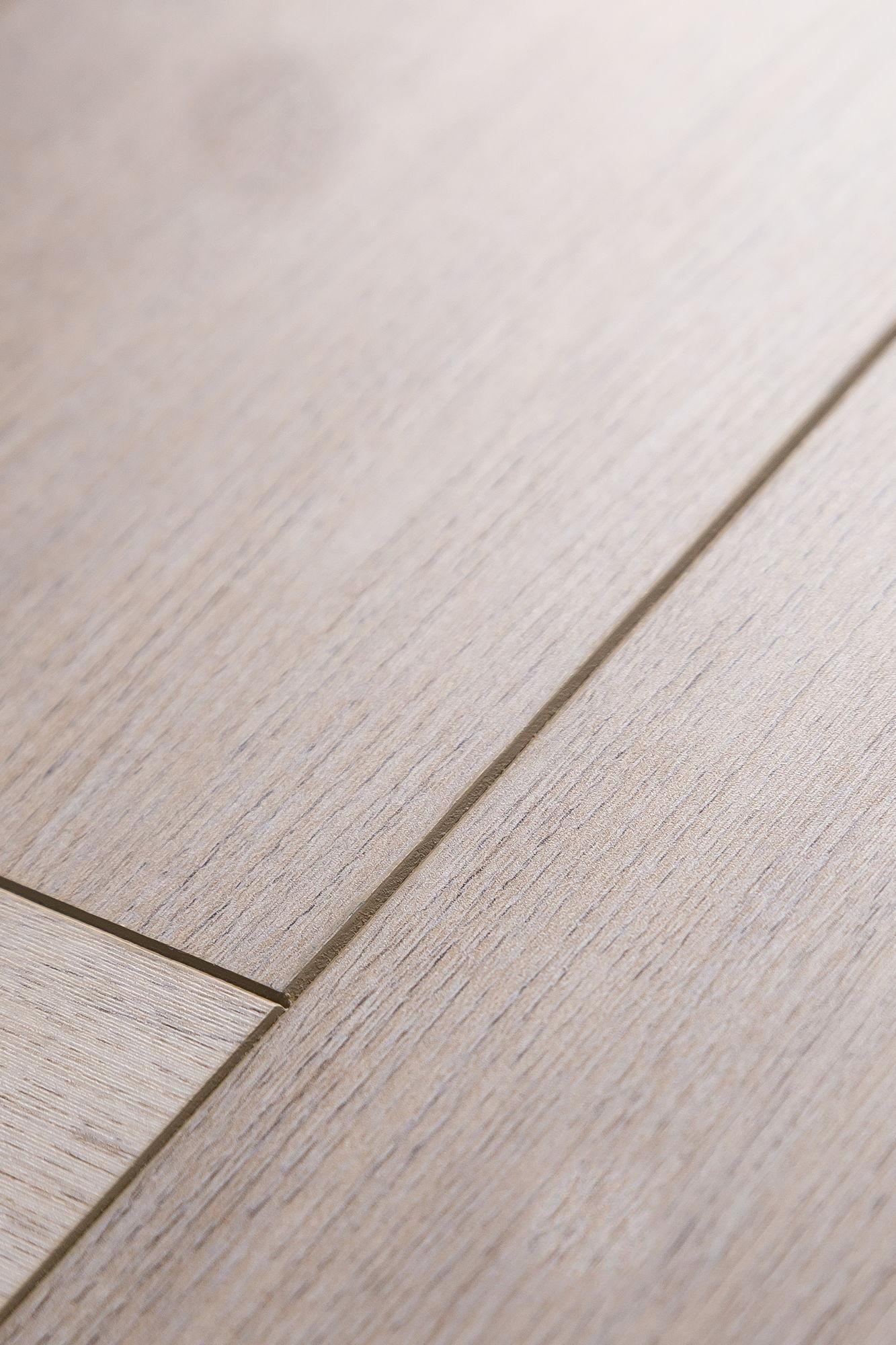 Ламинат CBM Koruna Дуб Патек 822 венгерская елка 606,8×101,1×12