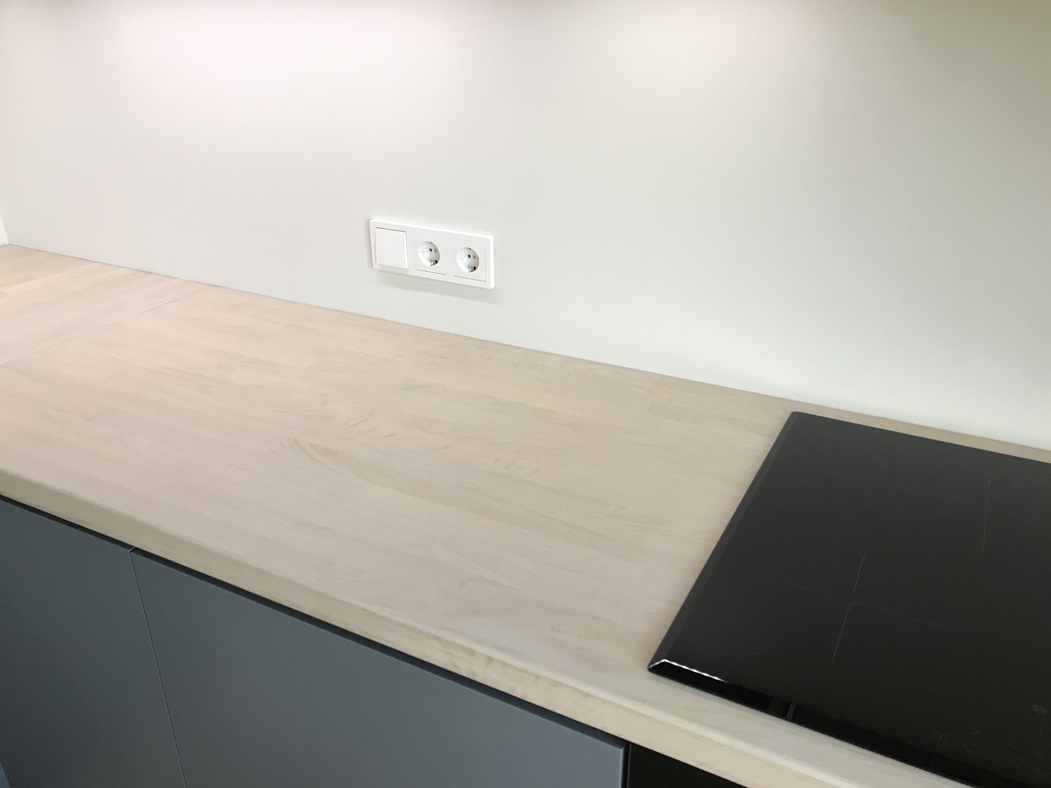 Цветная морилка Rubio Monocoat Precolor Easy Nordic White 0,1 л фото в интерьере