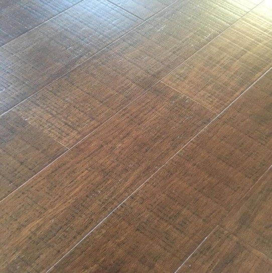 Паркетная доска Amigo Бамбук HiTech HDF Шангри-Ла 915×130×12 фото в интерьере