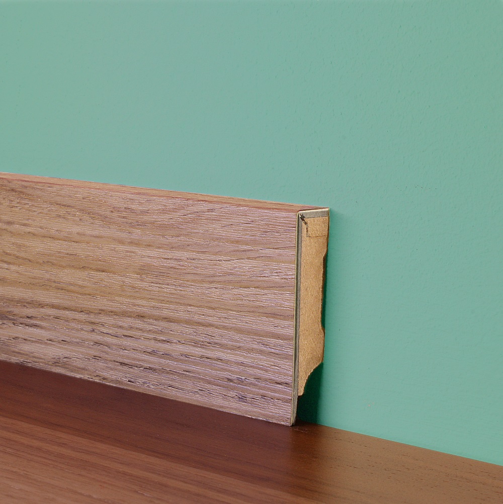 Плинтус МДФ виниловый FineFloor Wood Дуб Динан FF-1512/1412 2400×60×12,5 фото в интерьере