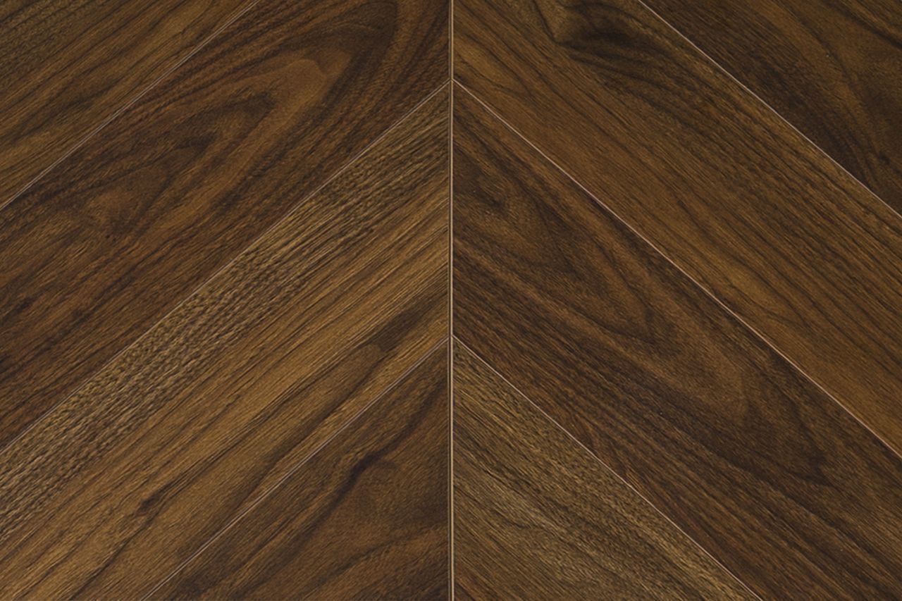 Ламинат CBM Ostrost Орех Блатна 511 французская елка 729,6×129,3×12