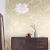 Обои York Modern Heritage 125th Anniversary Acanthus Toss NV5508 фото в интерьере