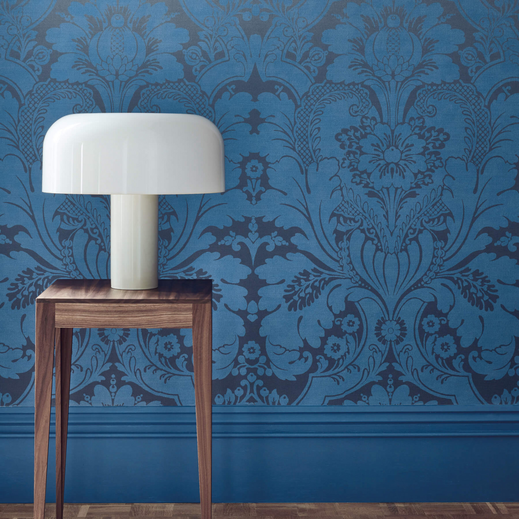 Панно Little Greene London Wallpapers V St Jamess Park Cobalt Fade 0256SJCOBAL фото в интерьере Панно Little Greene London Wallpapers V St Jamess Park Cobalt Fade 0256SJCOBAL фото в интерьере