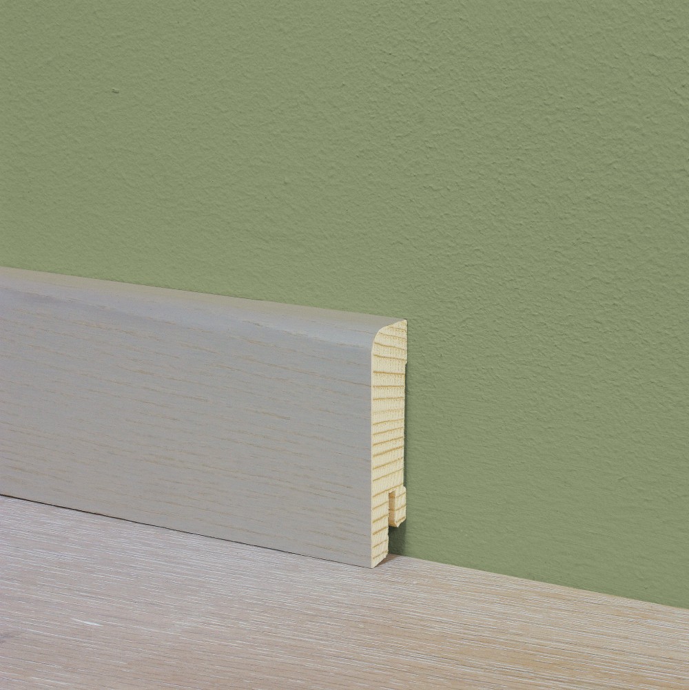 Плинтус деревянный Tarkett Ясень Фрост 2400×60×16 фото в интерьере