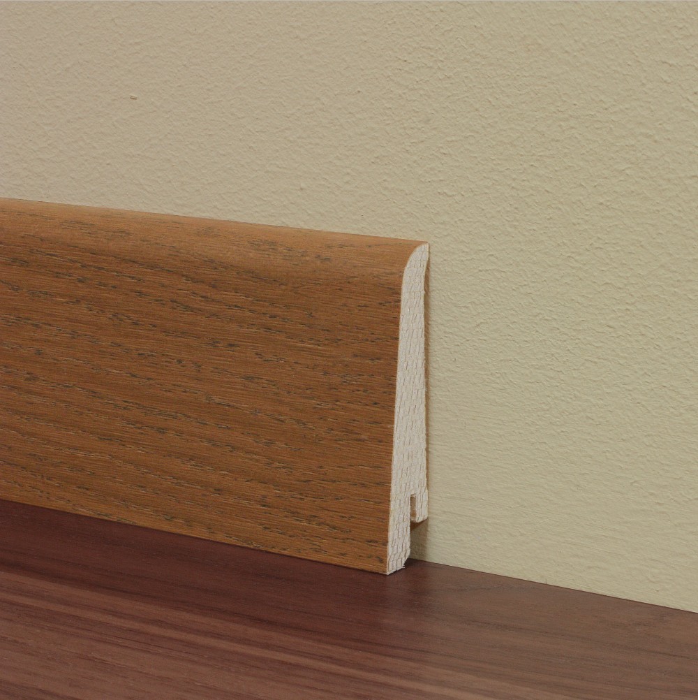Плинтус деревянный Tarkett Дуб Лава 2400×80×20 фото в интерьере