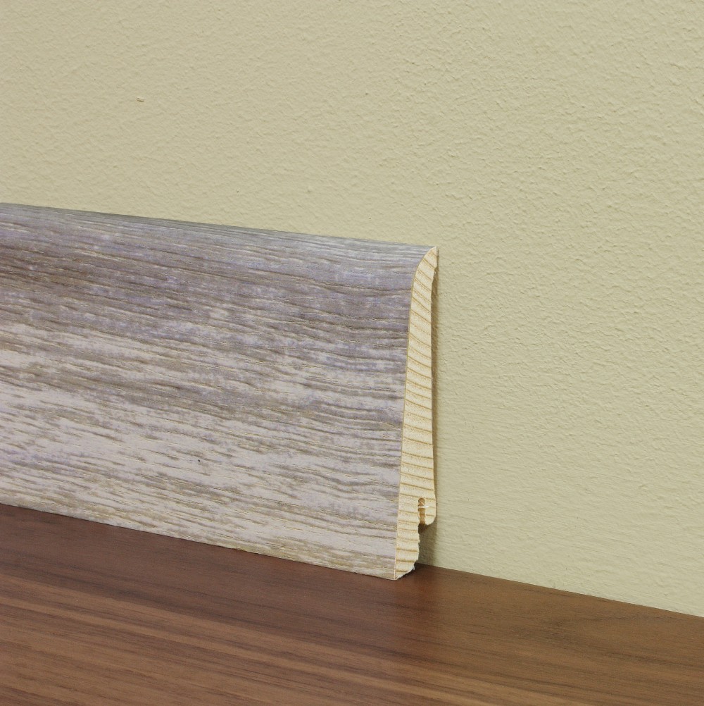 Плинтус деревянный Tarkett АРТ Грей Рим 2400×80×20 фото в интерьере
