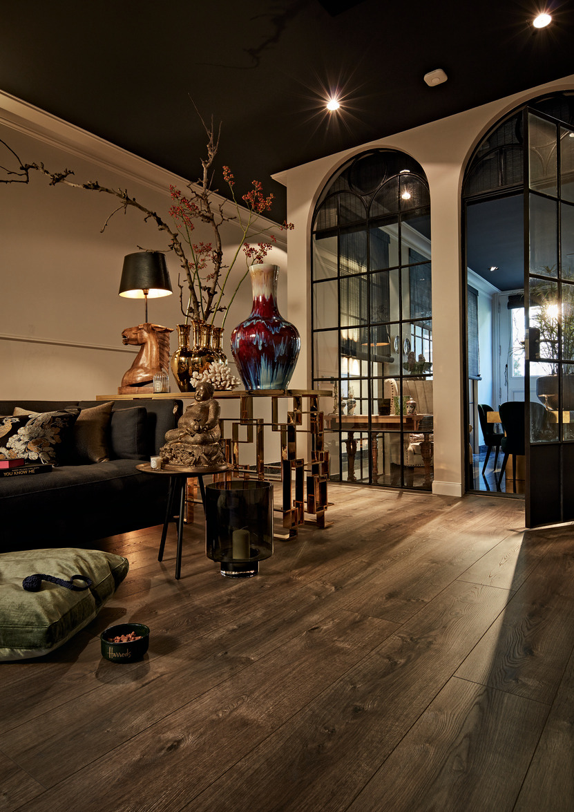 Ламинат Meister LL 150/6834 Дуб Dark farm 2052×220×8 фото в интерьере