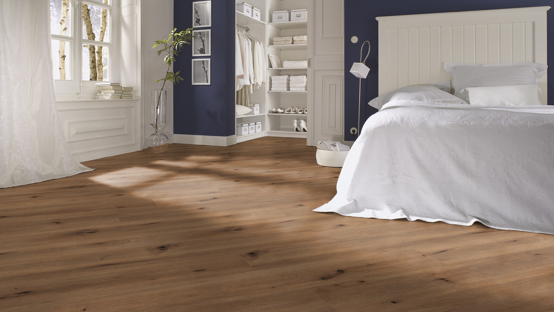 Ламинат Meister LL 150 Дуб Лайт филд Light field oak 600007-2052220-06843 2052×220×8 фото в интерьере