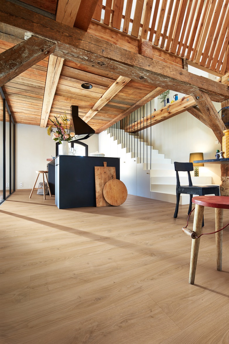 Ламинат Meister LL 250/6841 Дуб светлый замок 2052×248×10 фото в интерьере