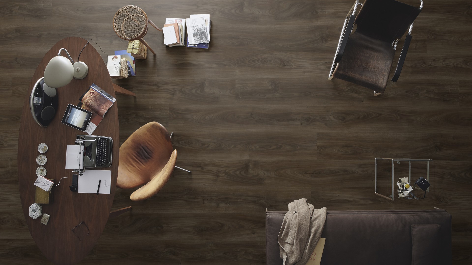 Ламинат Meister LL 250/6842 Дуб темный замок 2052×248×10 фото в интерьере