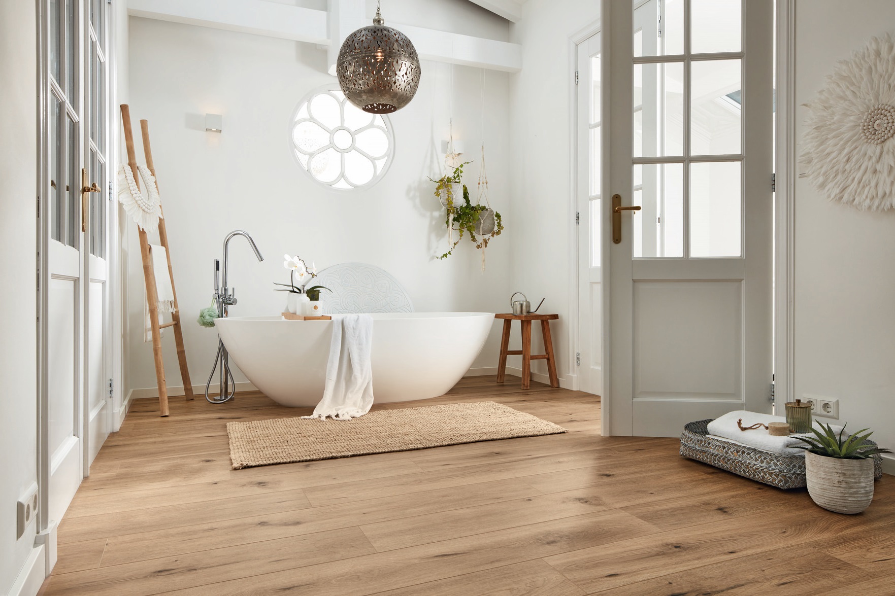 Ламинат Meister LD 250/6843 Дуб полевой светлый 1287×220×10 фото в интерьере