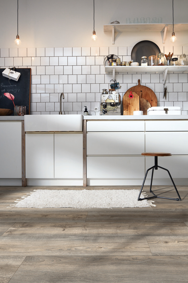 Ламинат Meister LD 250/6977 Дуб серый дикий 1287×220×10 фото в интерьере