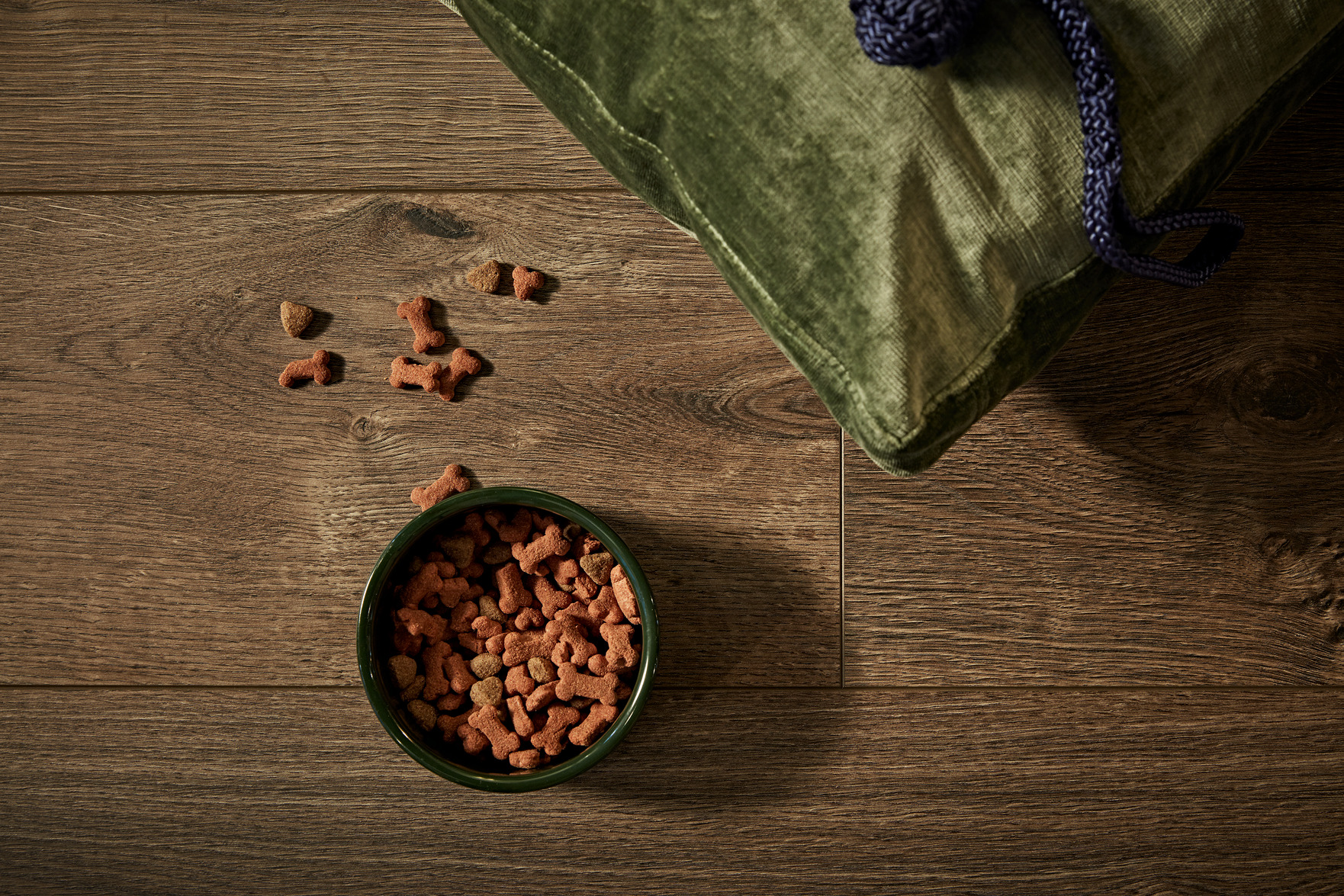 Ламинат Meister LL 200/6834 Дуб Dark farm 2052×220×12 фото в интерьере