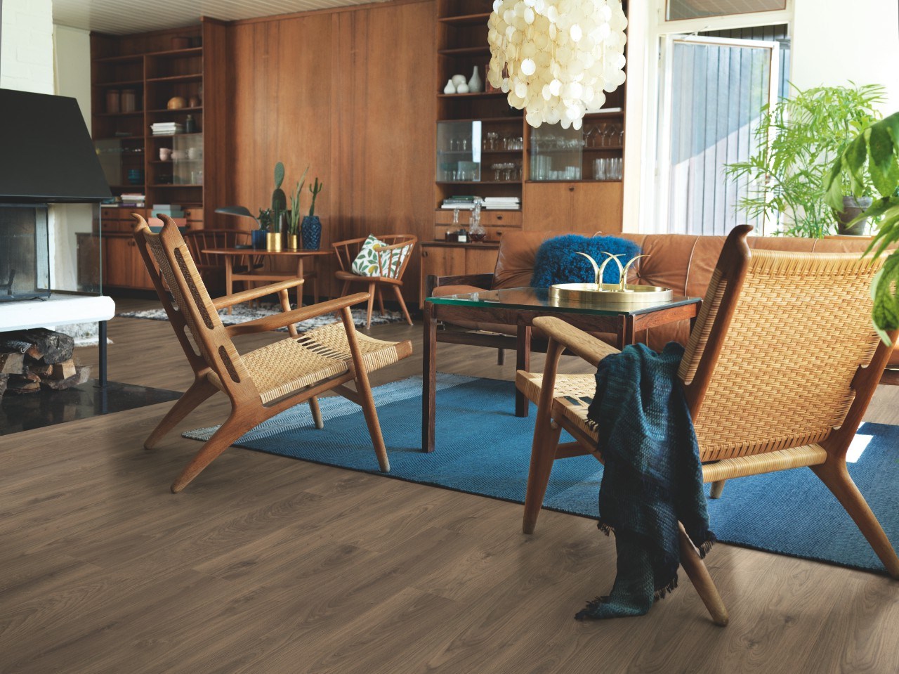 Ламинат Pergo Goeteborg Pro Дуб Итальянский Коричневый L1257-04669 1200×190×8 фото в интерьере