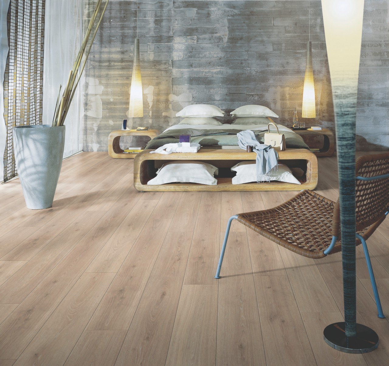 Ламинат Pergo Goeteborg Pro Дуб Французский L1257-01831 1200×190×8 фото в интерьере