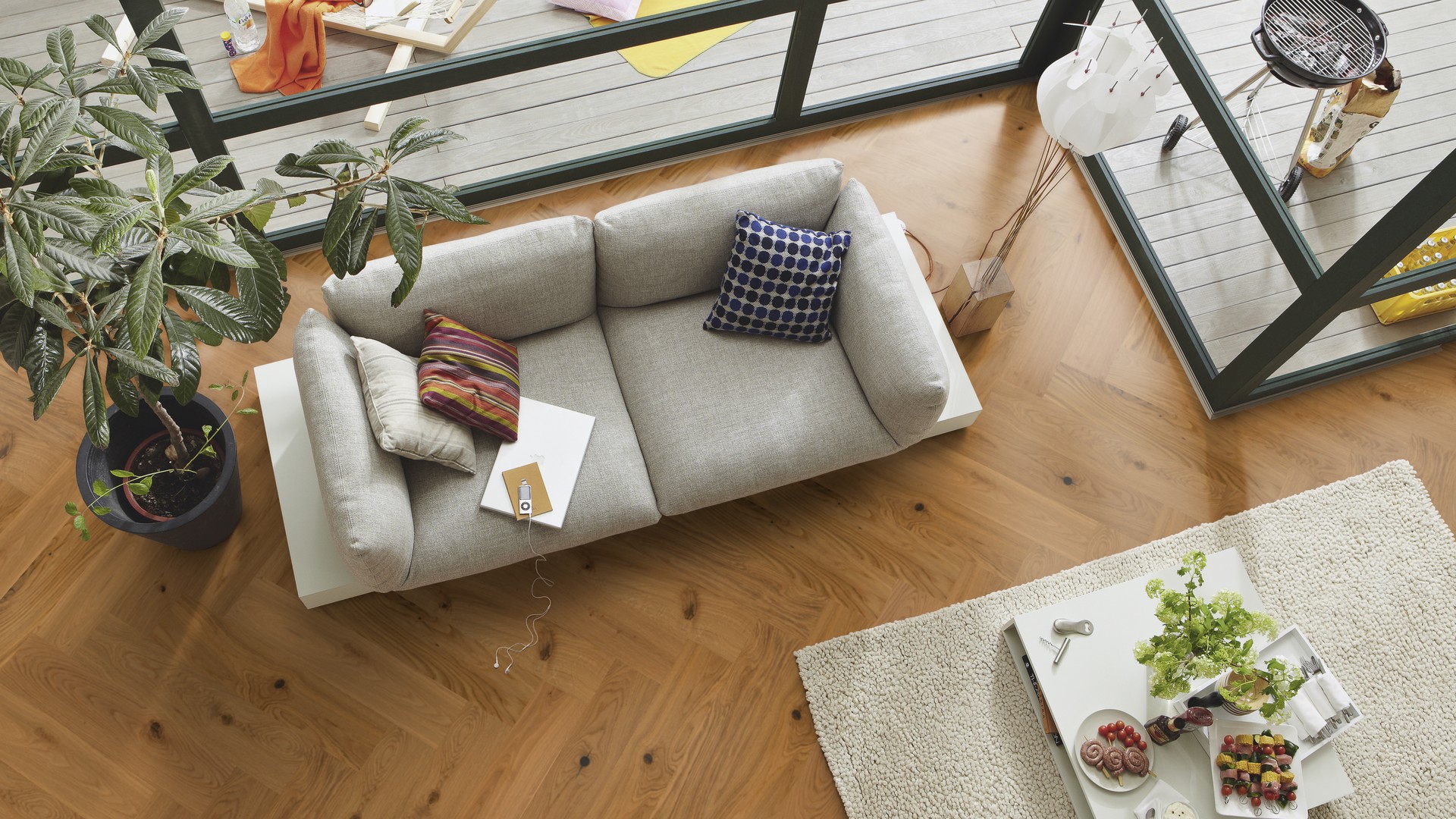 Паркетная доска Meister PS 500 Residence Дуб витал лак 8377 елка 710×142×13 фото в интерьере