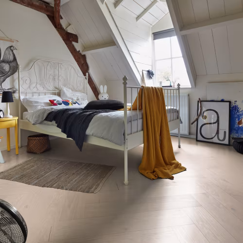 Паркетная доска Meister PS 500 Residence Дуб витал Белоснежный 8803 елка 710×142×13