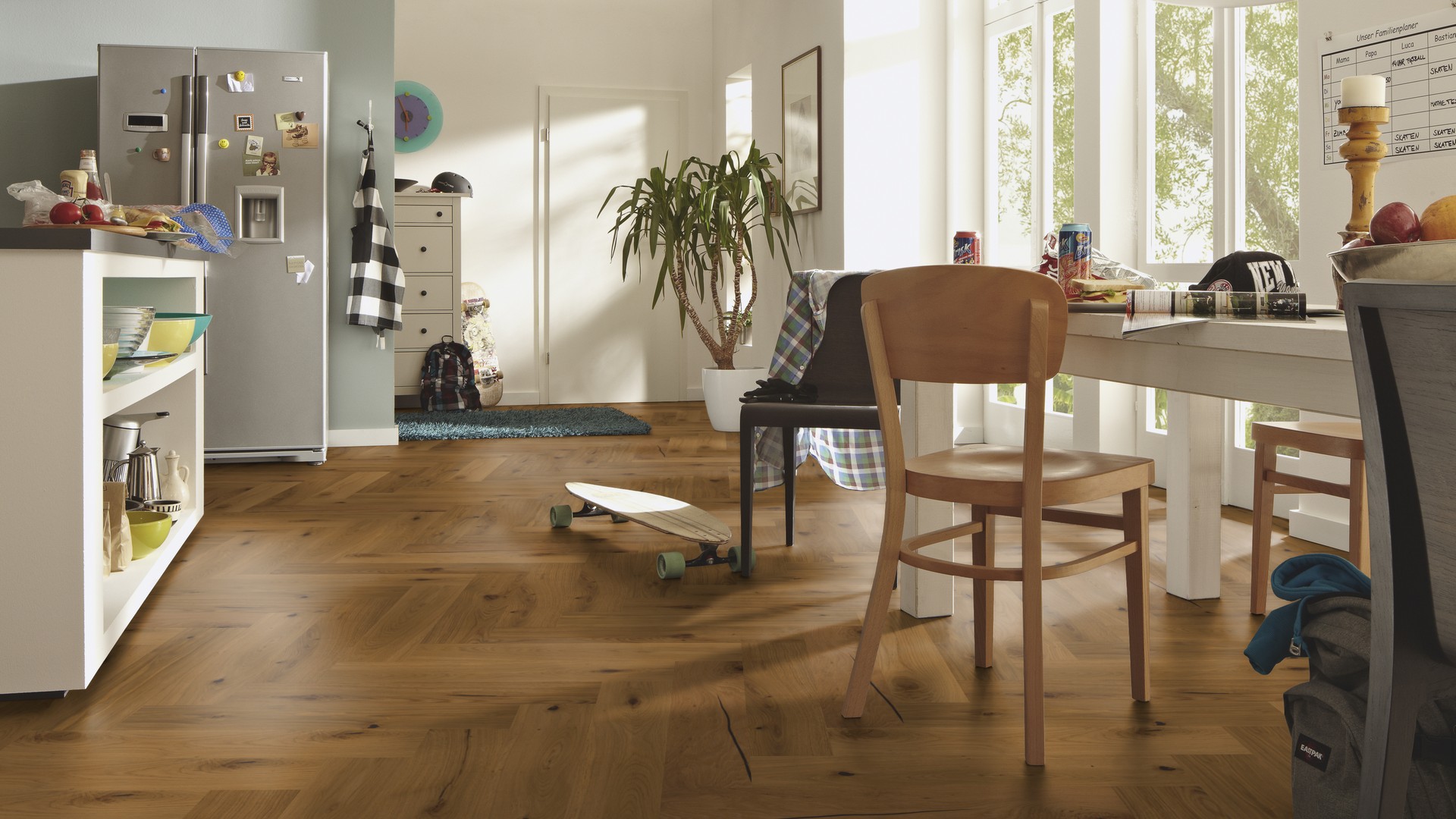 Паркетная доска Meister PS 500 Residence Дуб витал Серовато-бежевый 8809 елка 710×142×13 фото в интерьере