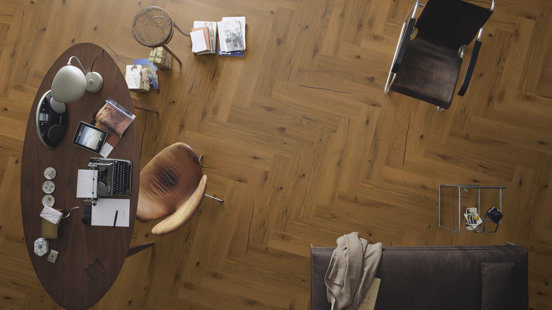 Паркетная доска Meister PS 500 Residence Дуб витал Серовато-бежевый 8809 елка 710×142×13 фото в интерьере