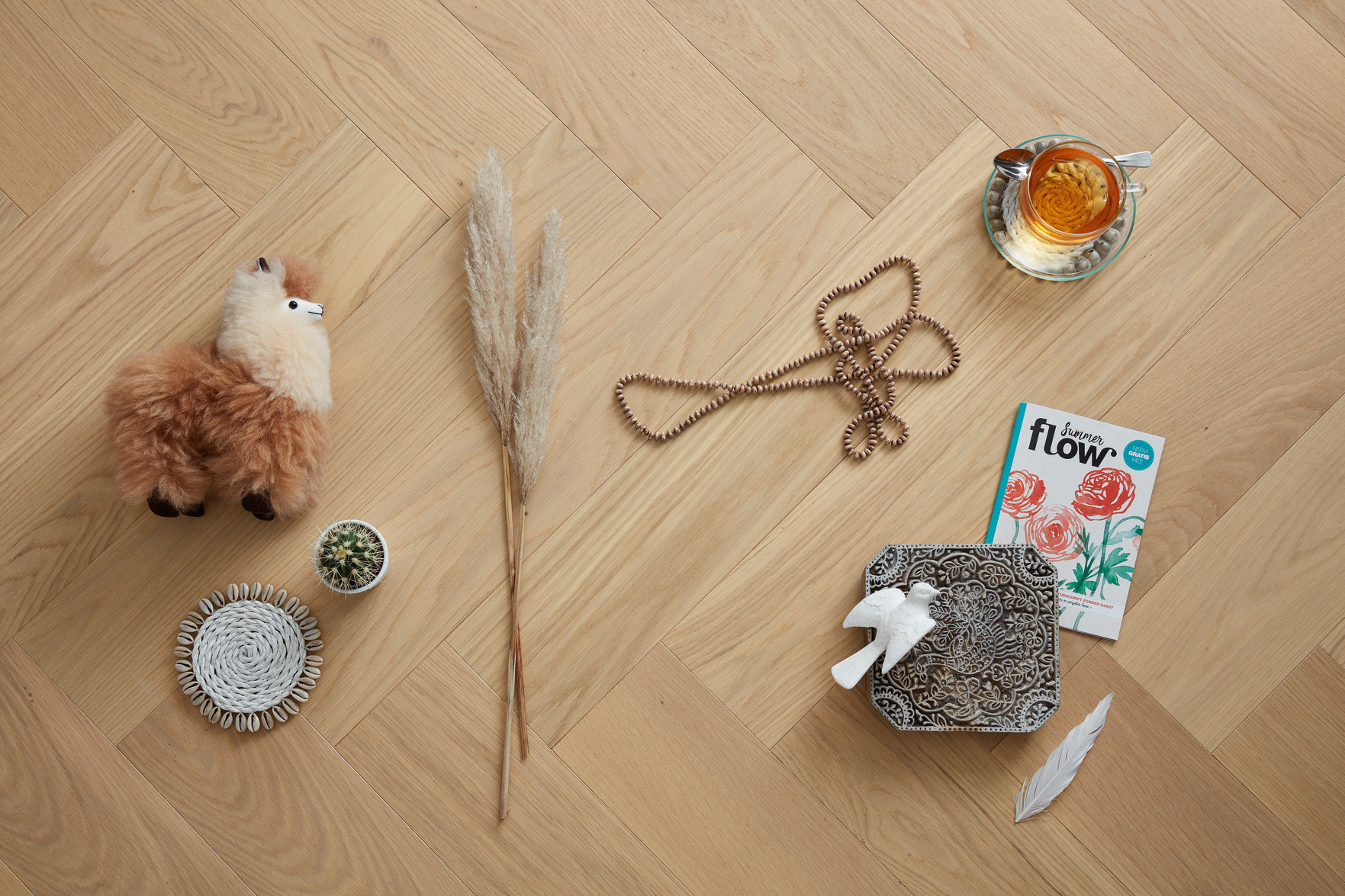 Паркетная доска Meister PS 500 Residence Дуб гармония Простой масло 8805 елка 710×142×13 фото в интерьере