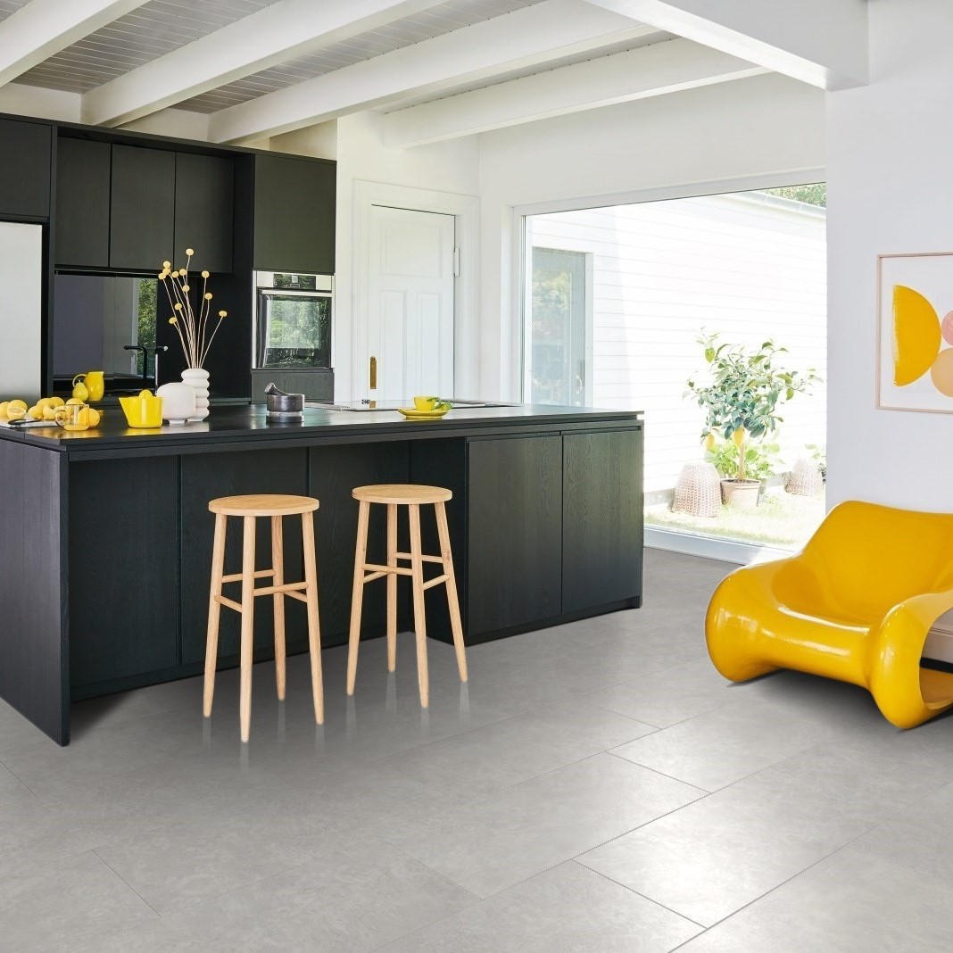 Ламинат Parador Trendtime 5 Бетон светло-серый с орнаментом 1743597 853×400×8 фото в интерьере