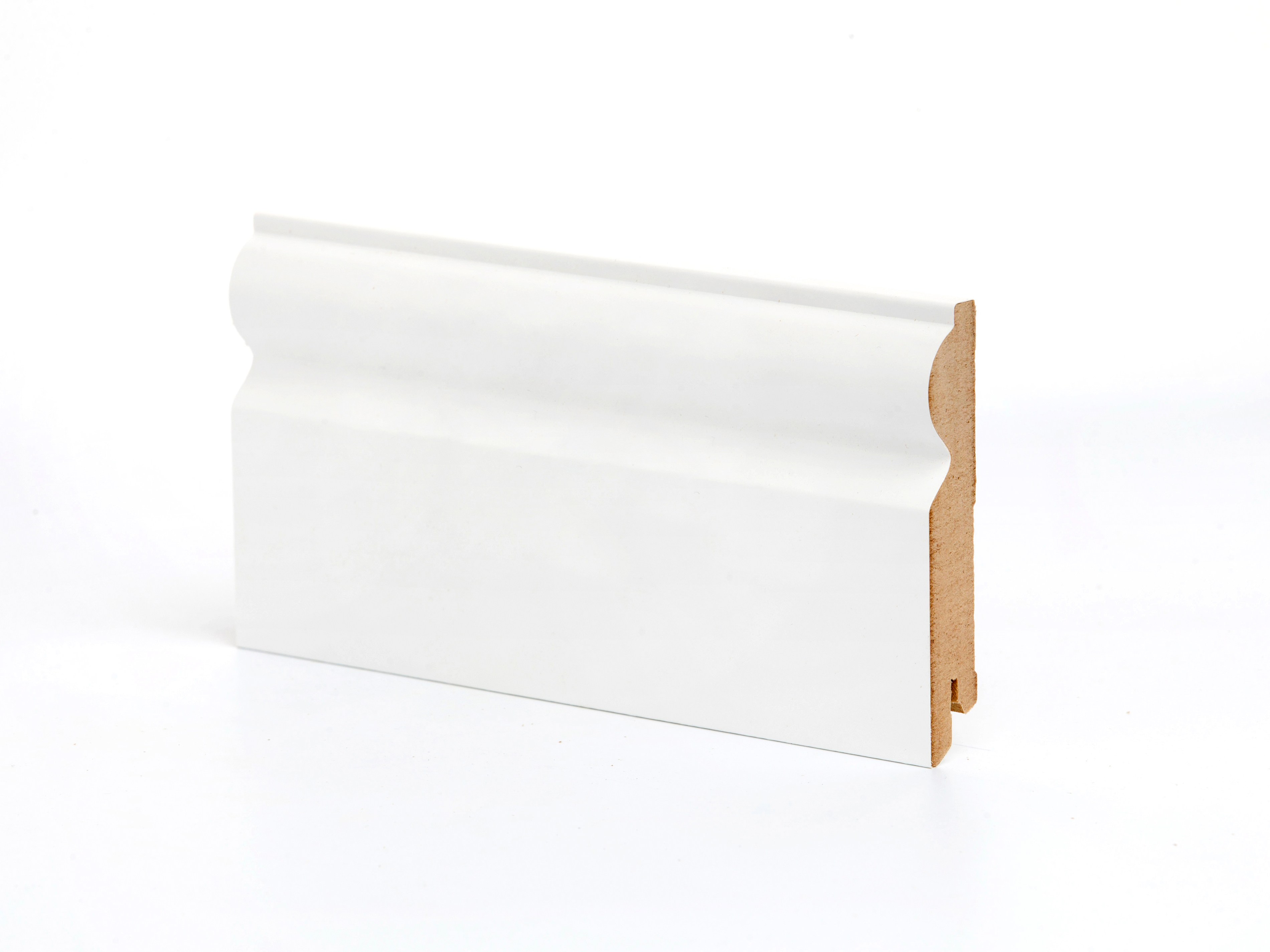 Плинтус МДФ крашеный Ликорн K-09 белый 2050×97×16