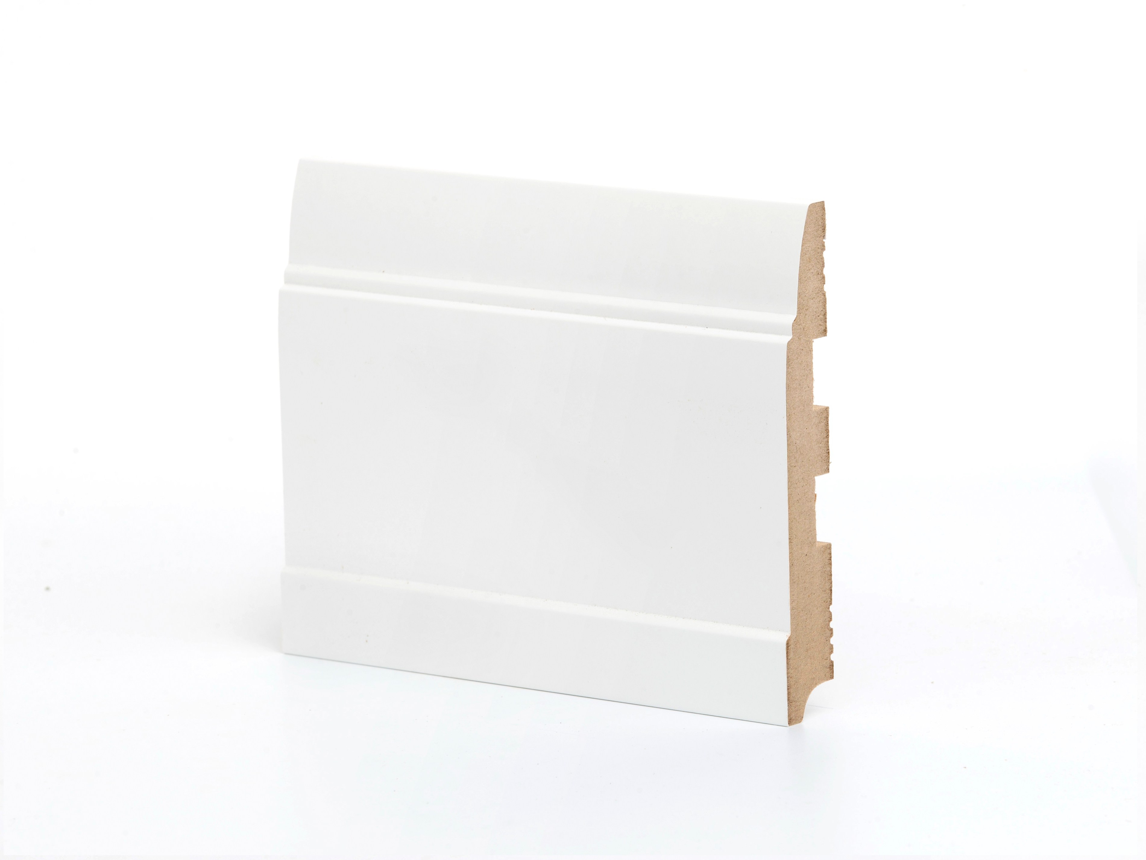 Плинтус МДФ крашеный Ликорн K-13 белый 2050×150×22