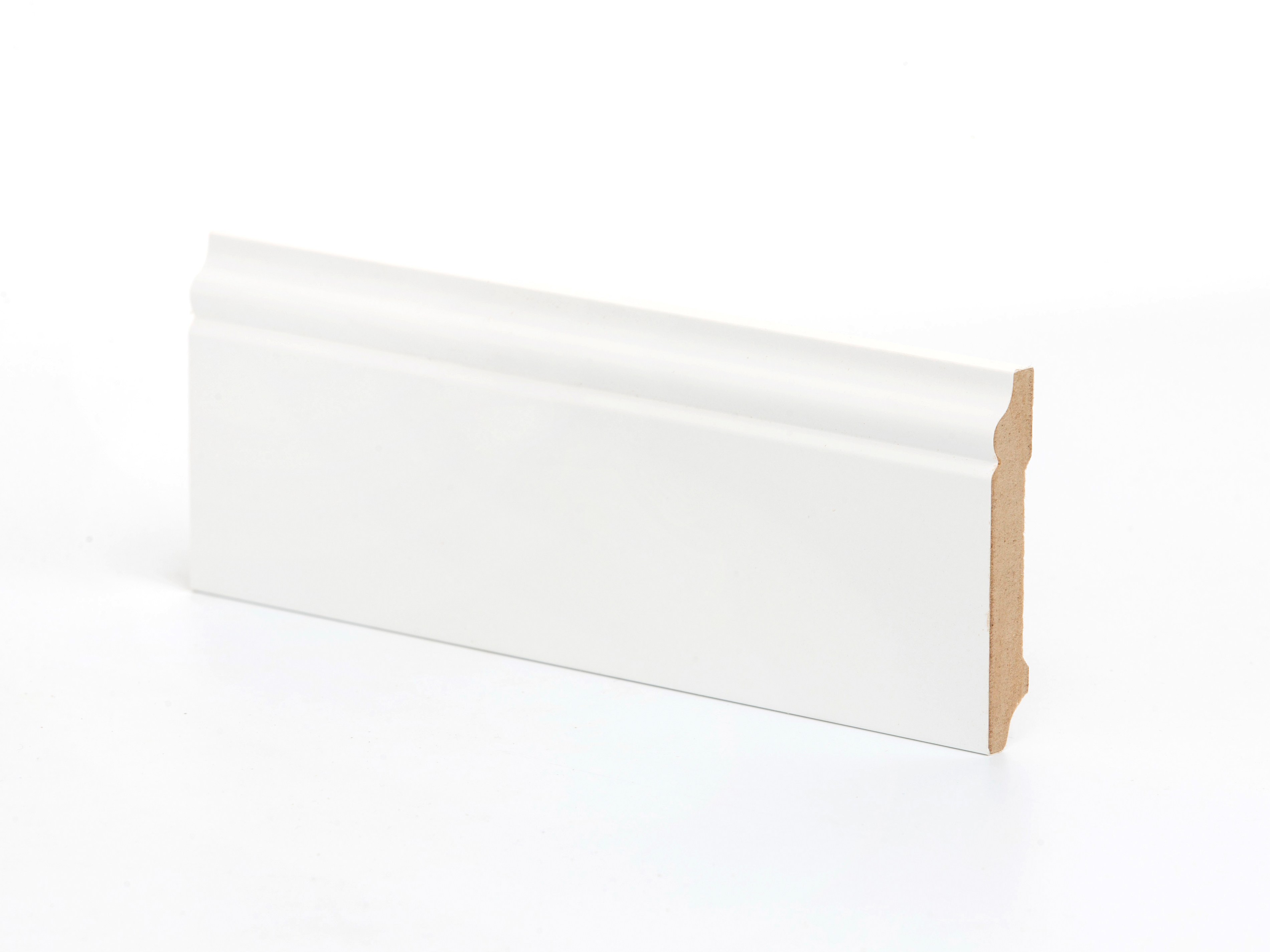 Плинтус МДФ крашеный Ликорн K-17 белый 2050×70×12