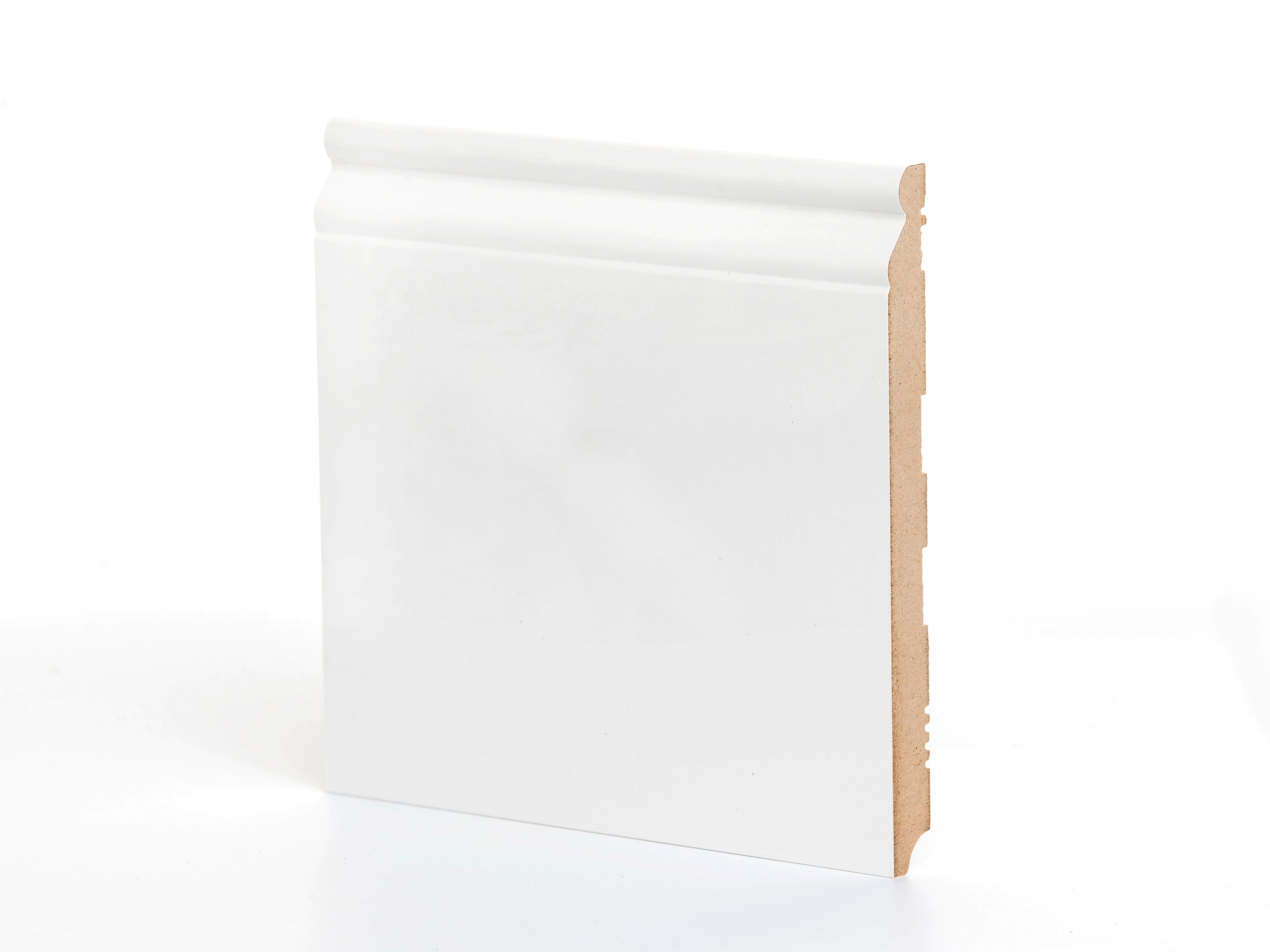 Плинтус МДФ крашеный Ликорн K-19 белый 2050×185×16