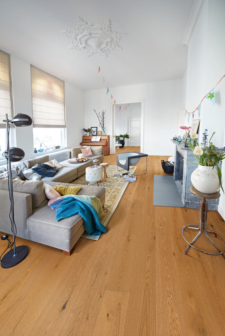 Паркетная доска Meister PD 200 Classic Дуб рустик Золотисто-коричневый 8487 2200×180×13 фото в интерьере