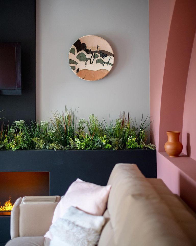 Краска Lanors Mons цвет Холодный серый Cold Gray 2 Eggshell 1 л фото в интерьере