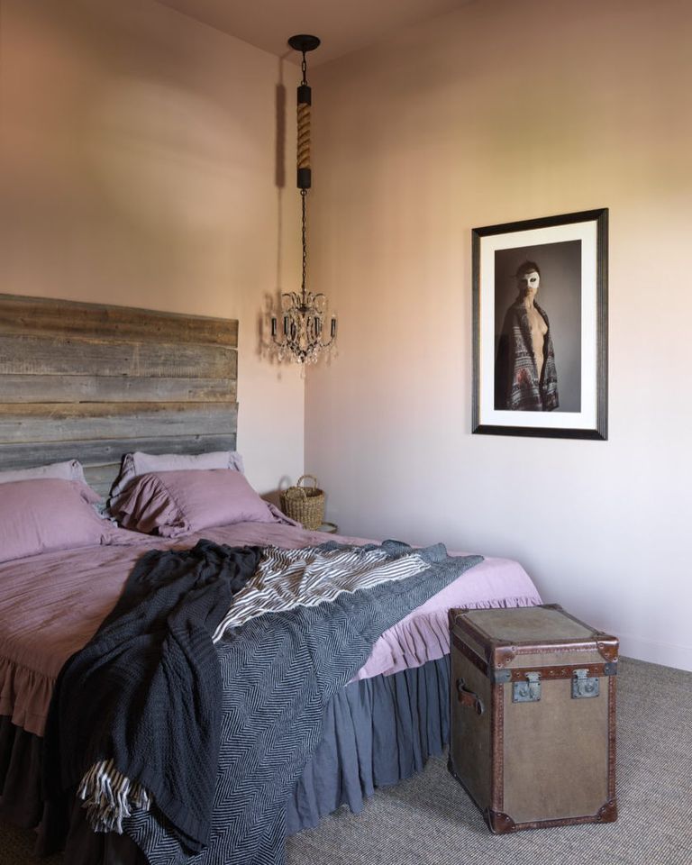 Краска Lanors Mons цвет Сандал Sandal 110 Interior 1 л фото в интерьере