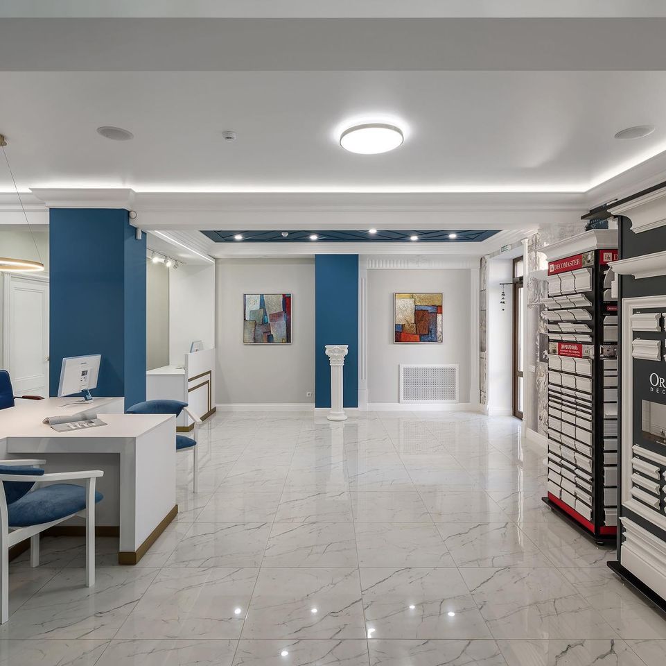 Краска Lanors Mons цвет Сапфир Sapphire 111 Exterior 4.5 л фото в интерьере