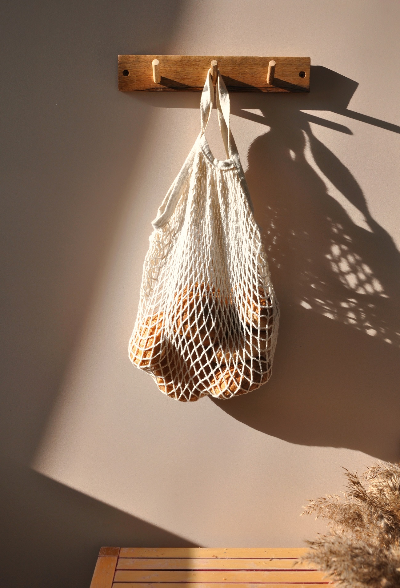 Краска Lanors Mons цвет Античная камея Antique cameo 191 Interior 1 л фото в интерьере