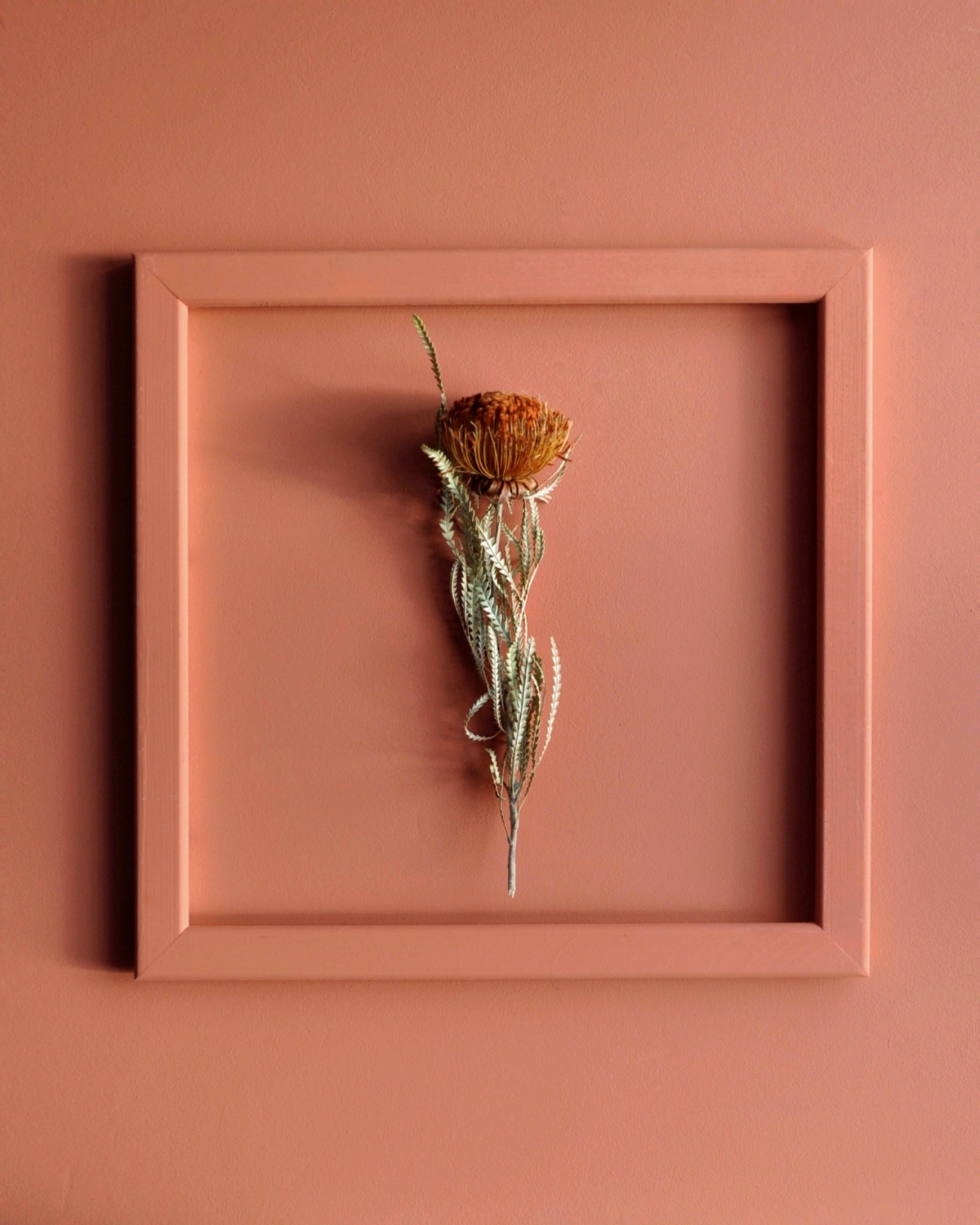 Краска Lanors Mons цвет Тыквенный соус Pumpkin sauce 192 Eggshell 1 л фото в интерьере Краска Lanors Mons цвет Тыквенный соус Pumpkin sauce 192 Eggshell 1 л фото в интерьере