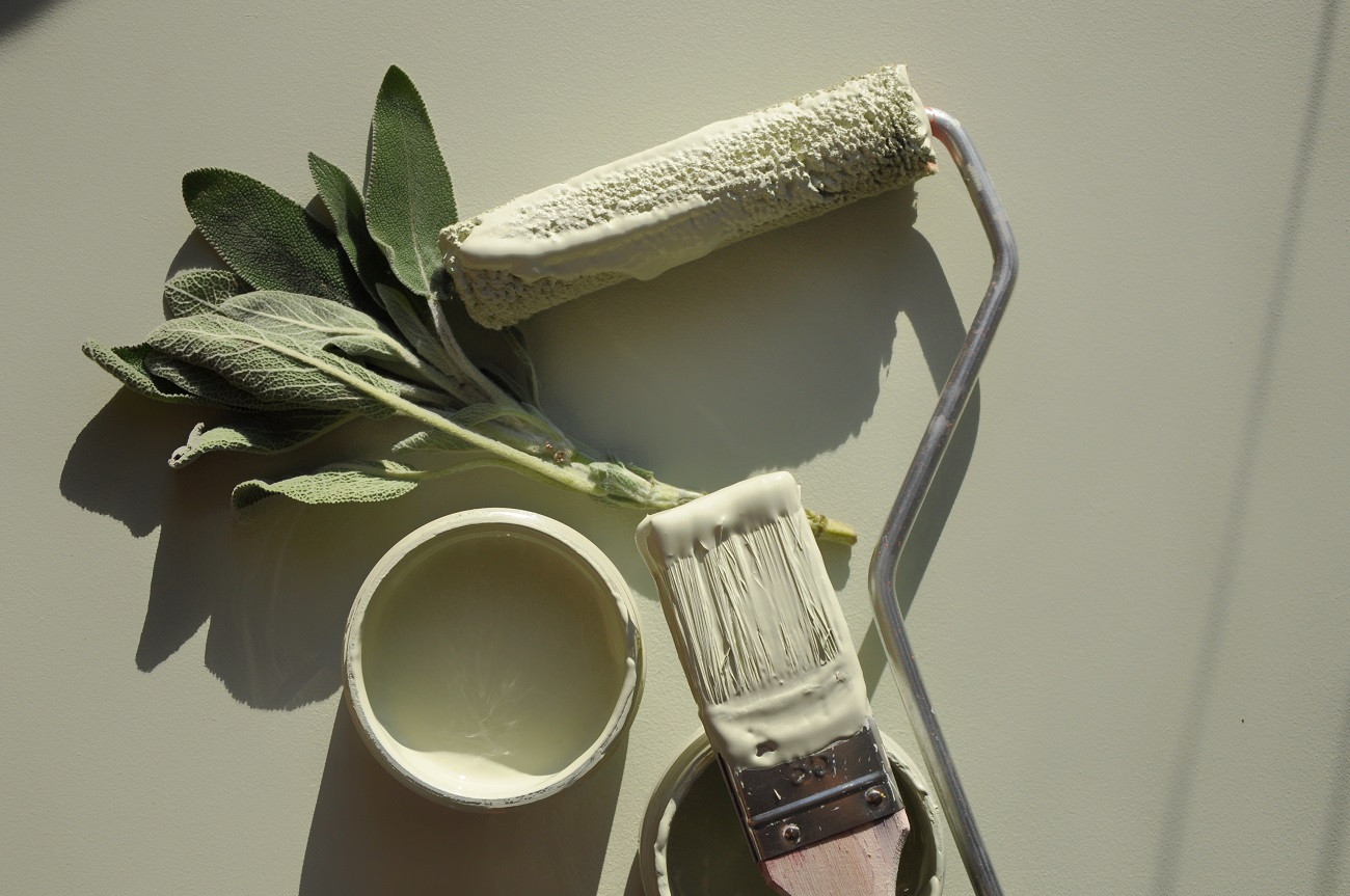 Краска Lanors Mons цвет Шалфей Sage 198 Satin 1 л фото в интерьере