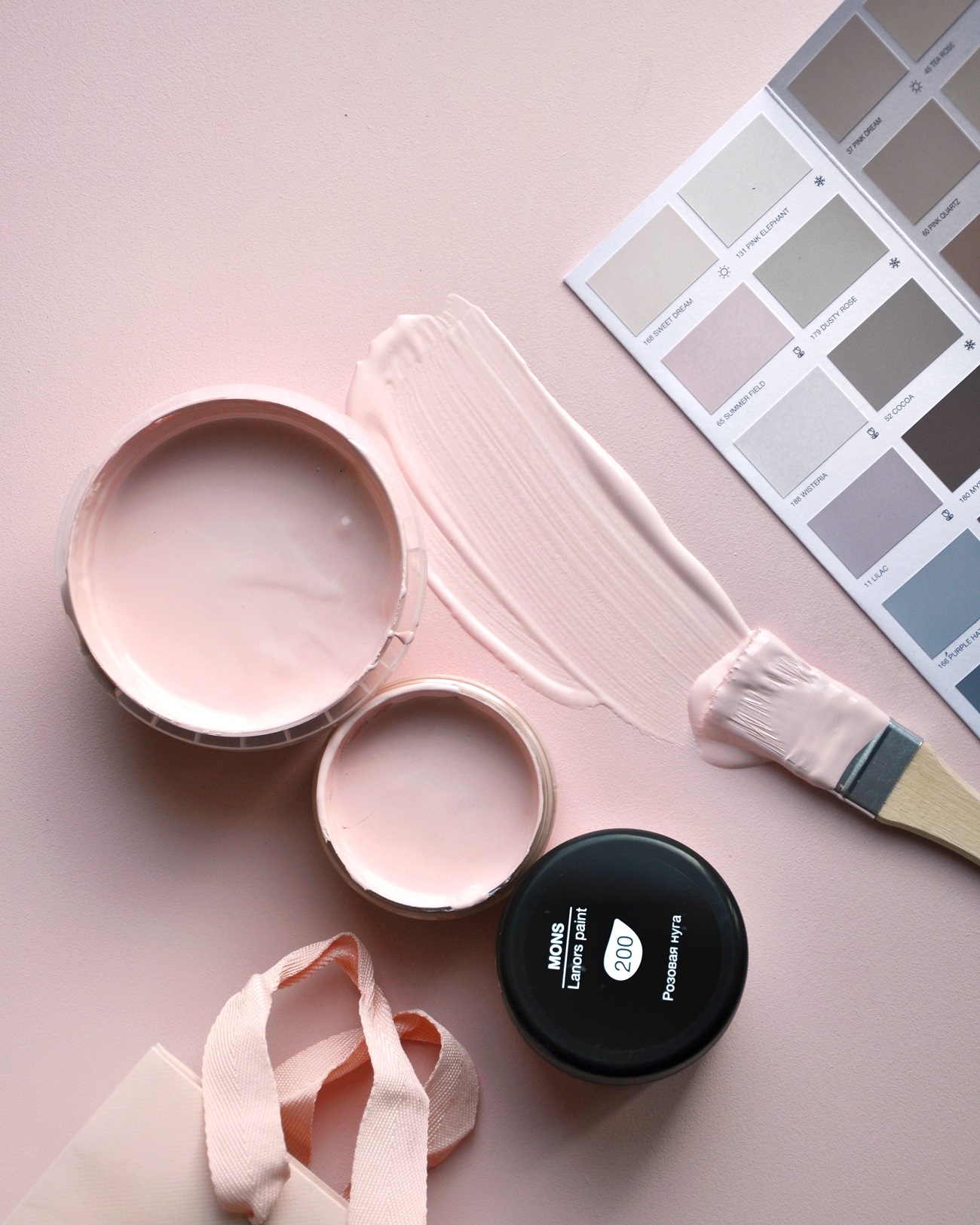 Краска Lanors Mons цвет Розовая нуга Pink nougat 200 Eggshell 1 л фото в интерьере