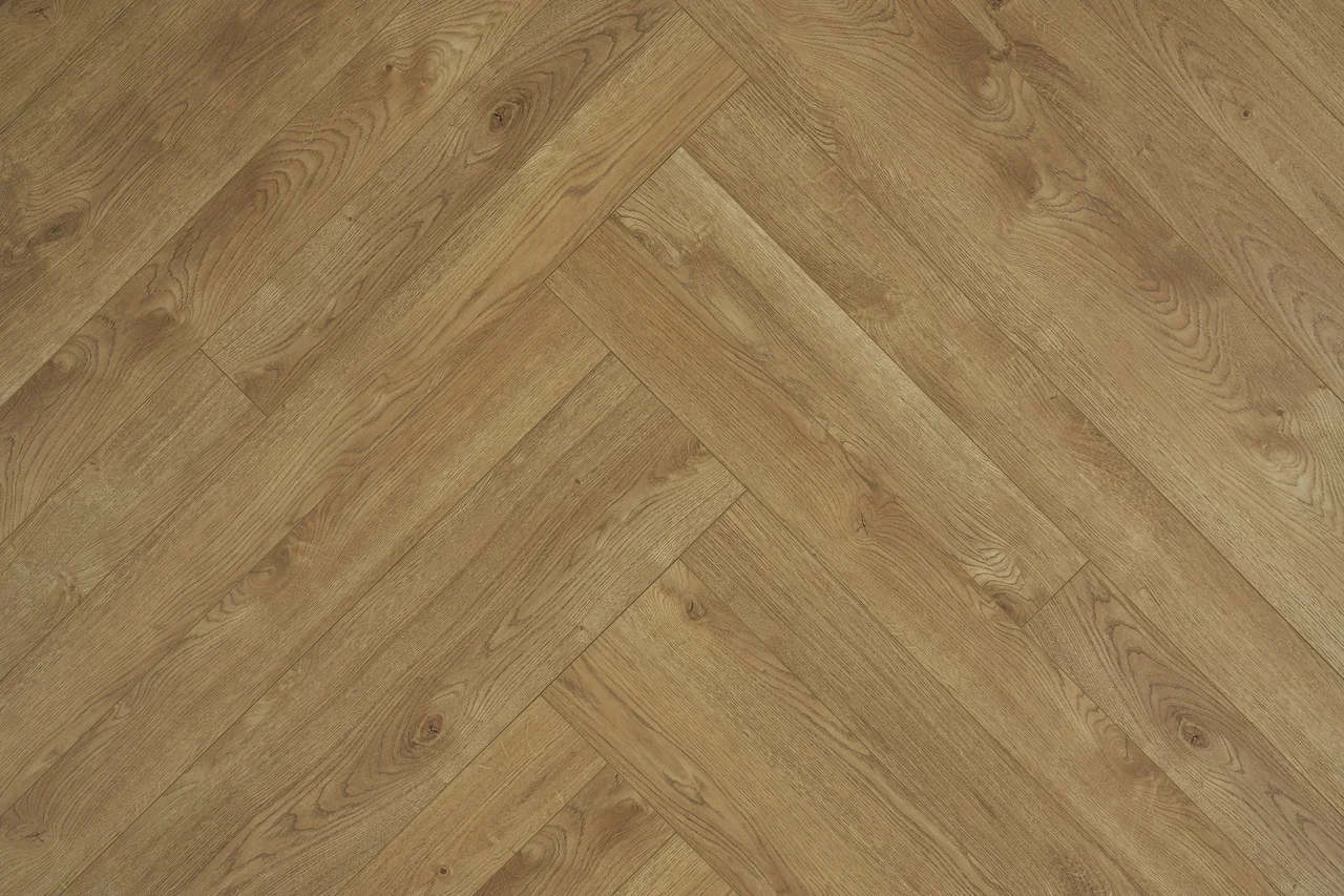 Ламинат CBM Mosaik Дуб Садек 303 венгерская елка 600×100×10 (2,64 м2)