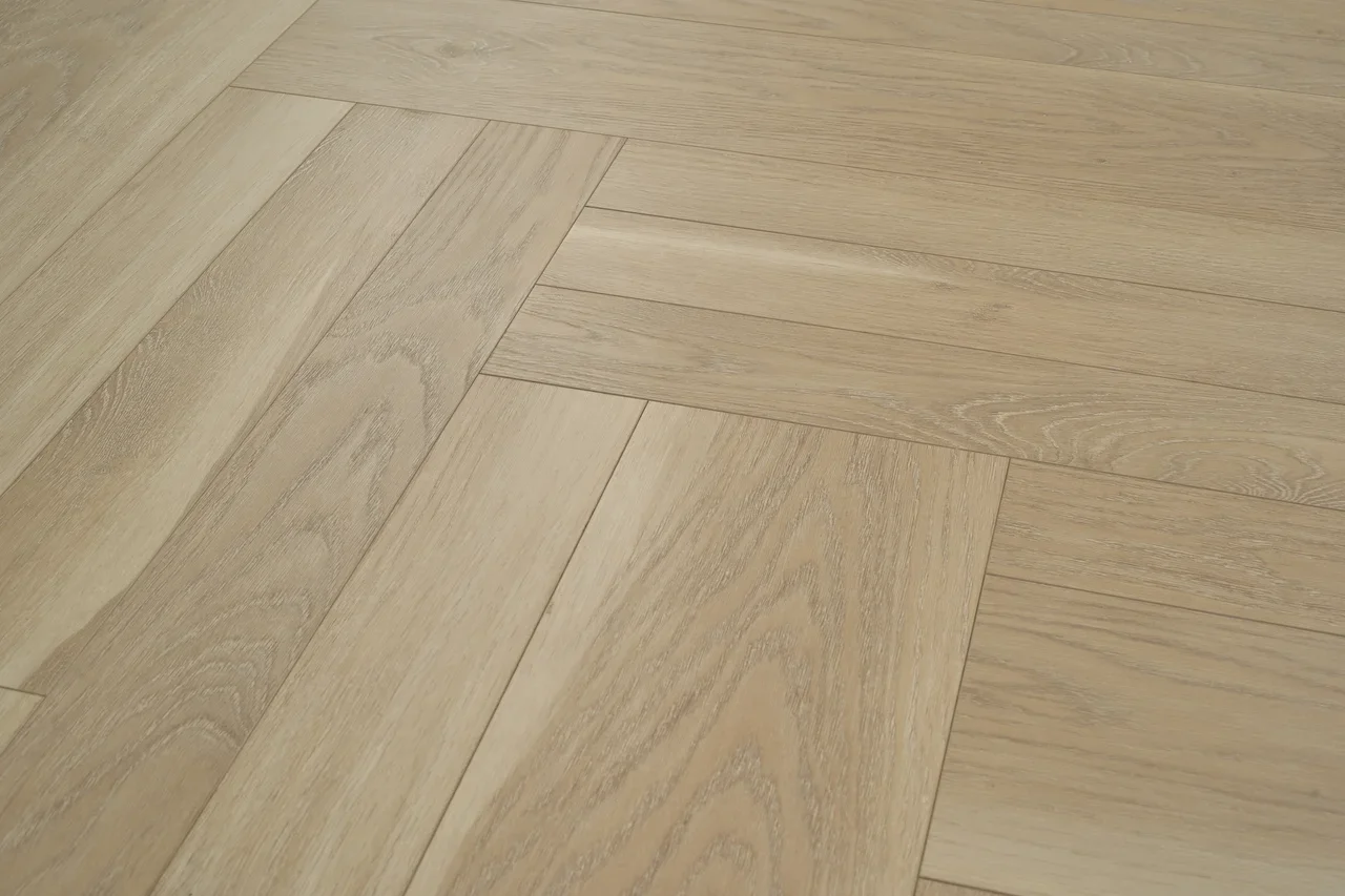 ламинат cbm. ламинат cbm ostrost 507 дуб тепла. ламинат cbm koruna. ламинат cbm. ламинат cbm mosaic.