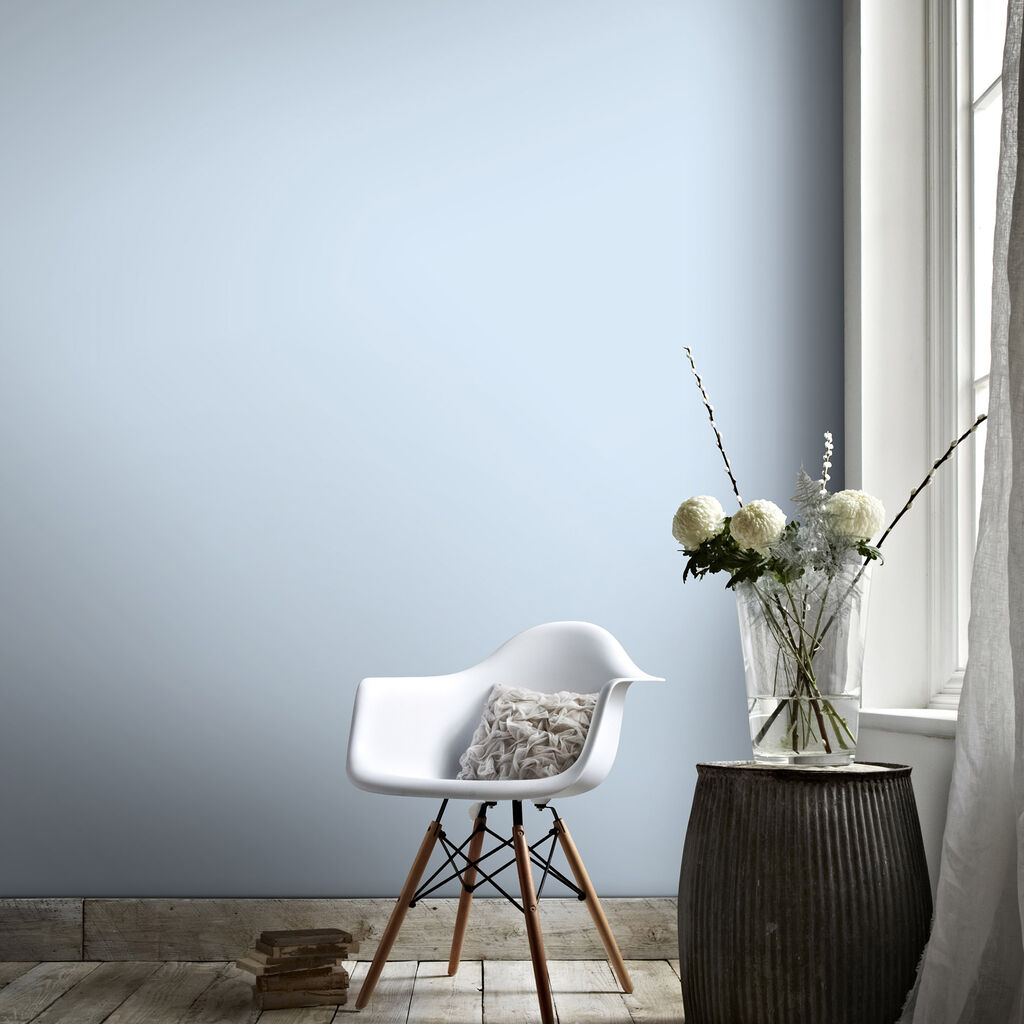 Краска Graham & Brown цвет Bluebird Gloss 1 л фото в интерьере Краска Graham & Brown цвет Bluebird Gloss 1 л фото в интерьере