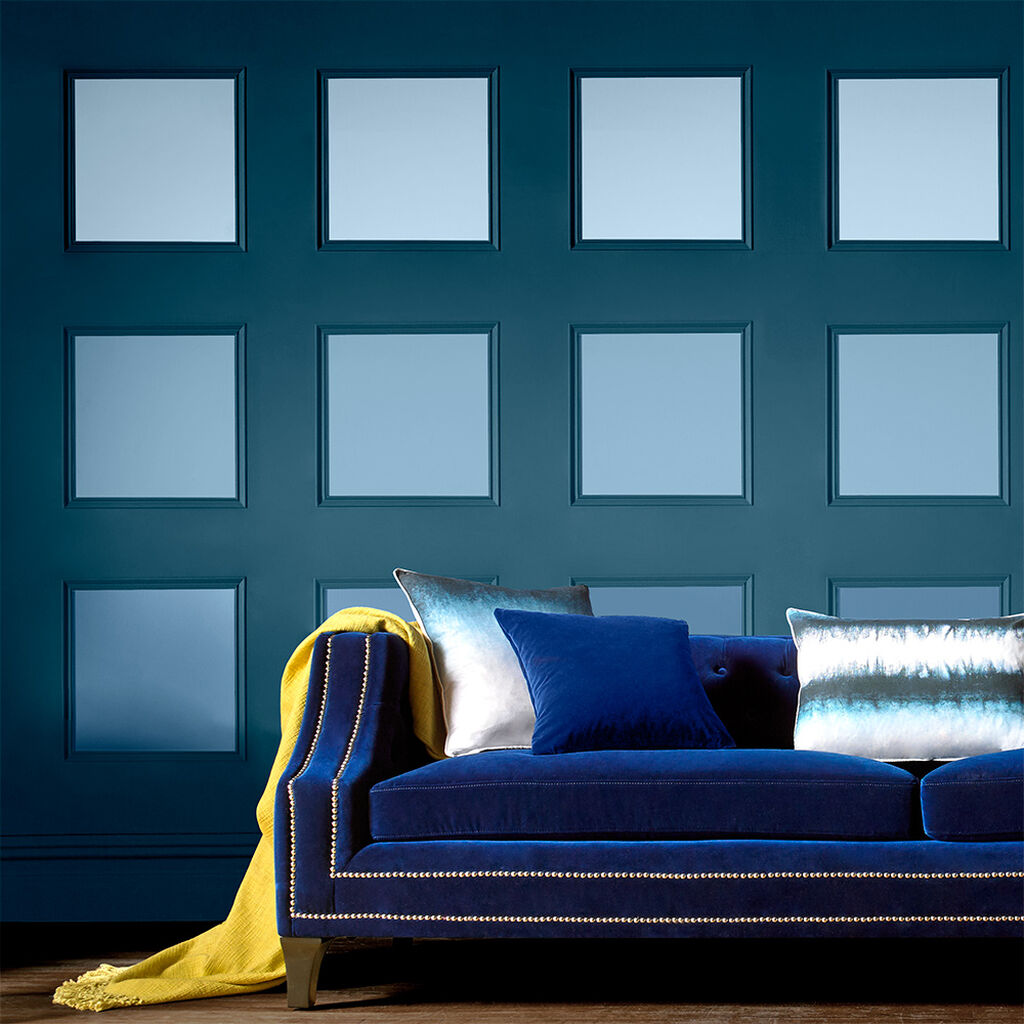 Краска Graham & Brown цвет Infinity Gloss 1 л фото в интерьере Краска Graham & Brown цвет Infinity Gloss 1 л фото в интерьере