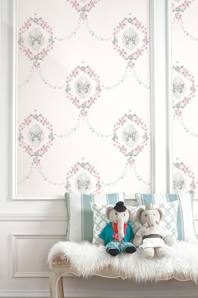 Обои KT Exclusive Playdate Adventure Framed Butterflies FA41408 фото в интерьере